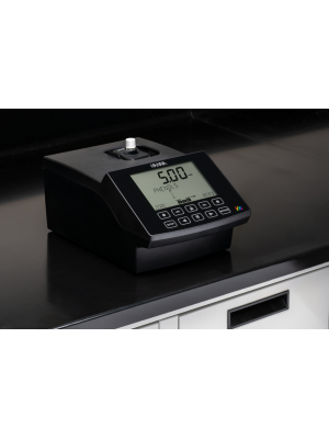 iris® Visible Spectrophotometer with Method Identification via Barcode Reader - HI802