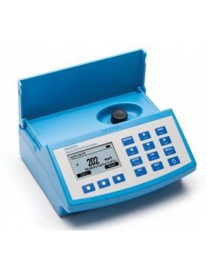 HI83303 Photometer for Aquaculture with pH meter