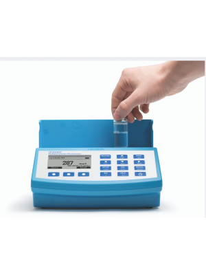 HI83300 Portable Multiparameter Photometer and pH Meter