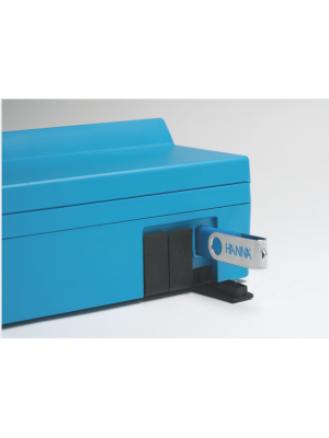 HI83300 Portable Multiparameter Photometer and pH Meter